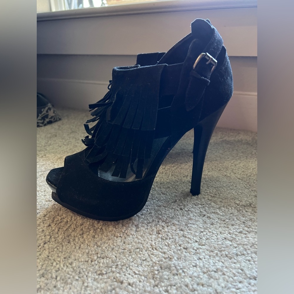 Qupid Platform Peep-Toe Heels - Picture 3 of 9